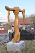 Priviri injunghiate - sculptură în lemn, 320cm, 2019