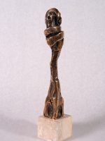 Stâlpnic VII, sculptură în bronz, 36cm, soclu de travertin, 2017